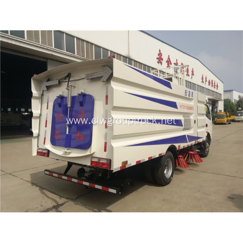 4 brush diesel road dust sweeper cleaner truck